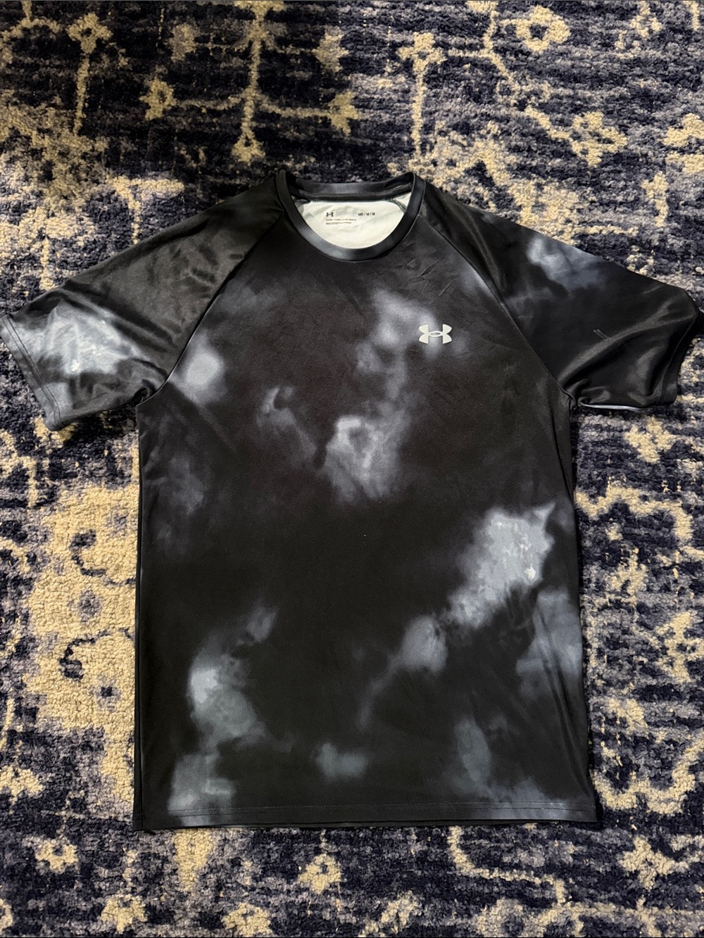 Under Armour Men’s Black & White Tie-Dye Performance Short Sleeve Tee